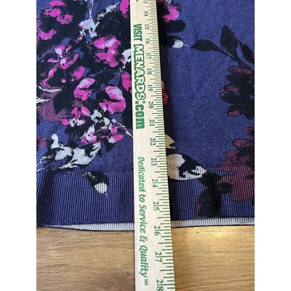 LORD & TAYLOR 100% Extra Fine Merino Wool Sweater Floral Size Medium Modern City - Picture 11 of 16